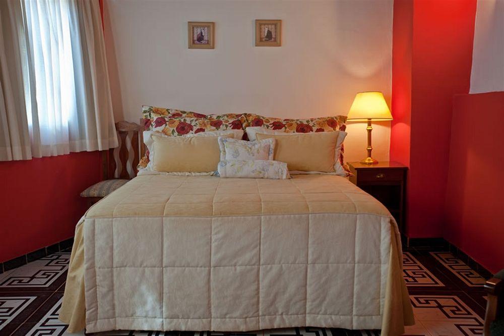 Hotel Posada La Sorgente ปูแอร์โตอีกวาซู ภายนอก รูปภาพ
