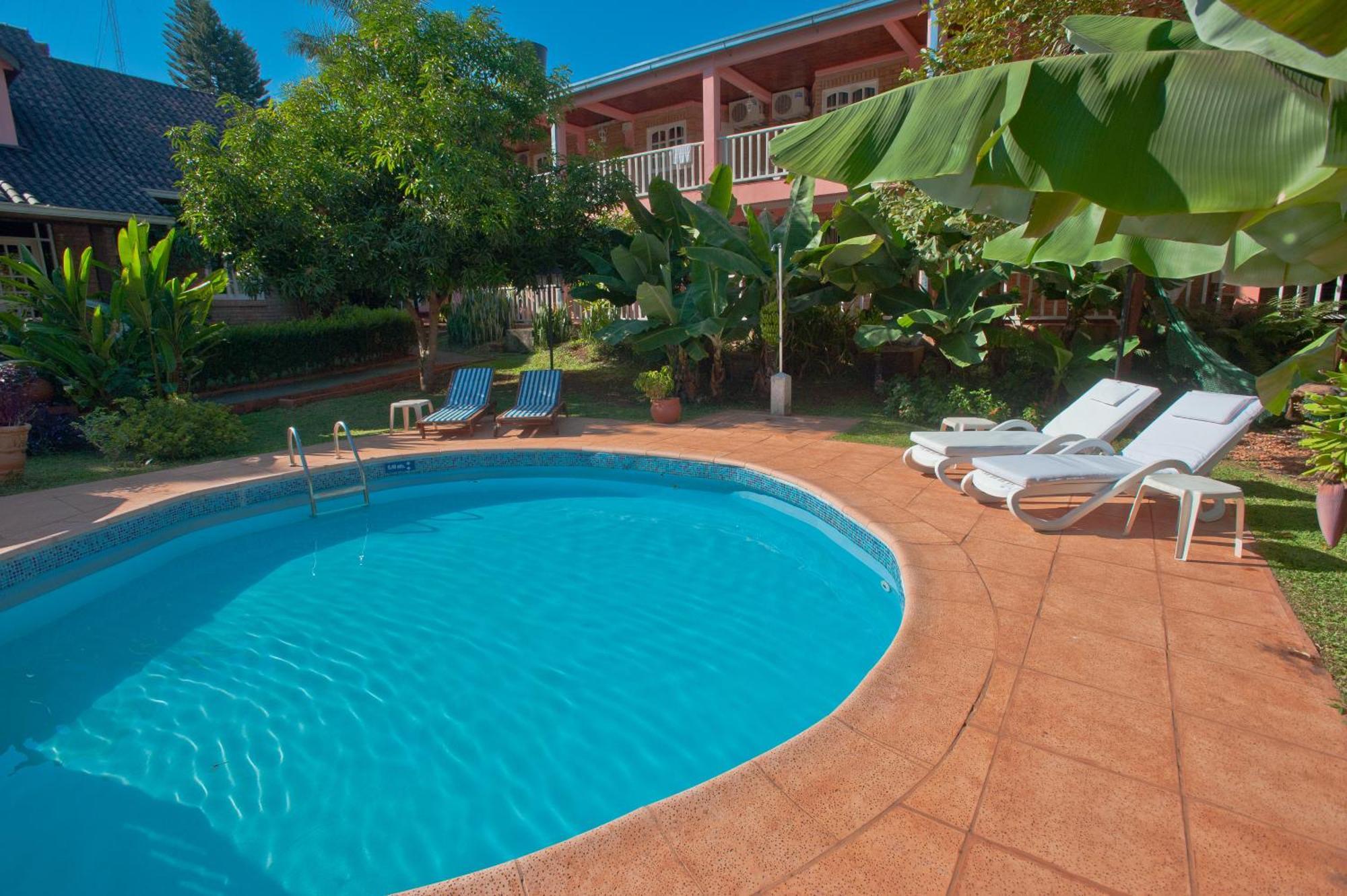 Hotel Posada La Sorgente ปูแอร์โตอีกวาซู ภายนอก รูปภาพ