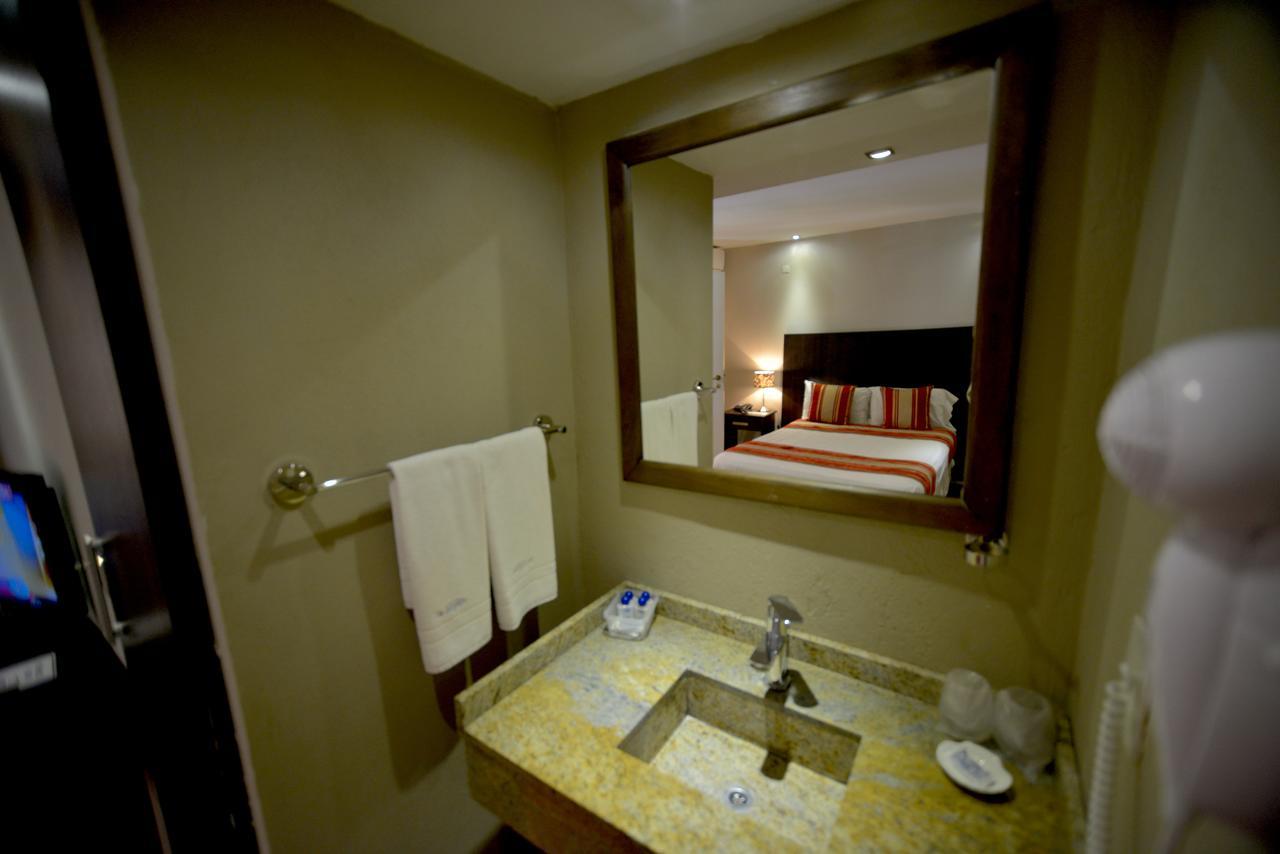 Hotel Posada La Sorgente ปูแอร์โตอีกวาซู ภายนอก รูปภาพ